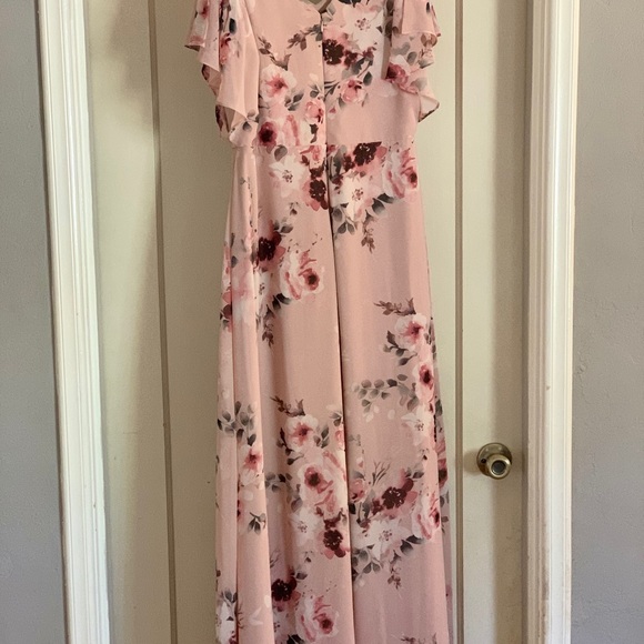 David’s bridal Flutter Sleeve Floral Chiffon Dress - Picture 5 of 7